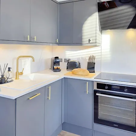 House 4 - Cheltenham Parade Loft ハロゲート