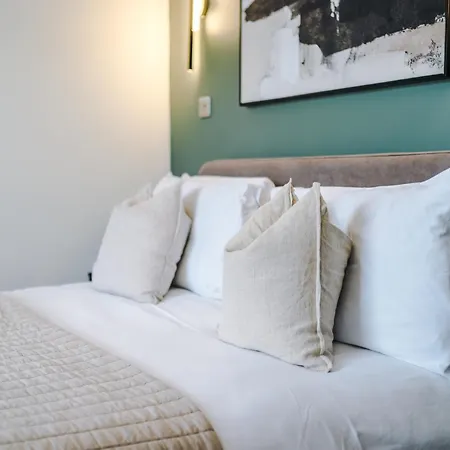 House 4 - Cheltenham Parade Loft * Harrogate