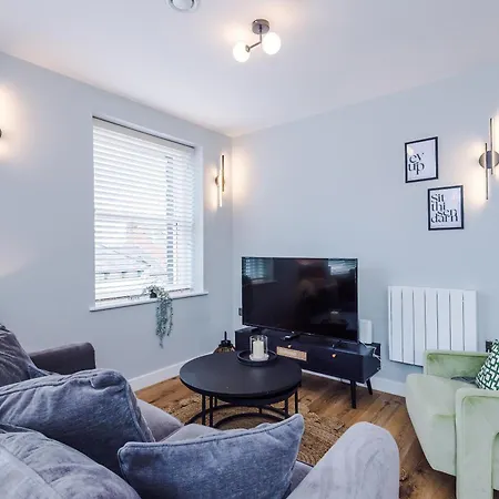 House 4 - Cheltenham Parade Loft Harrogate